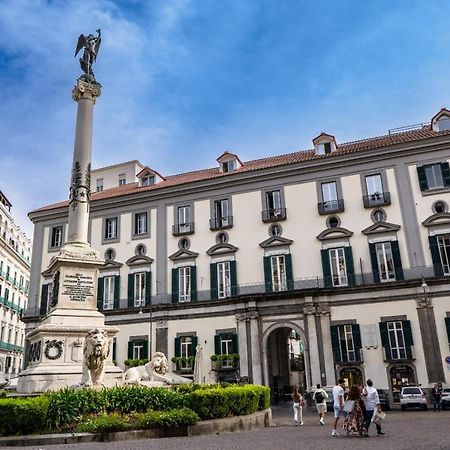 Апартаменти Napoli Centro Chiaia Екстер'єр фото