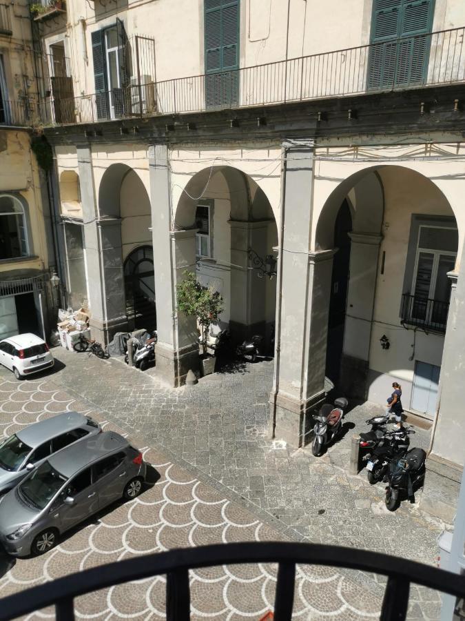 Апартаменти Napoli Centro Chiaia Екстер'єр фото