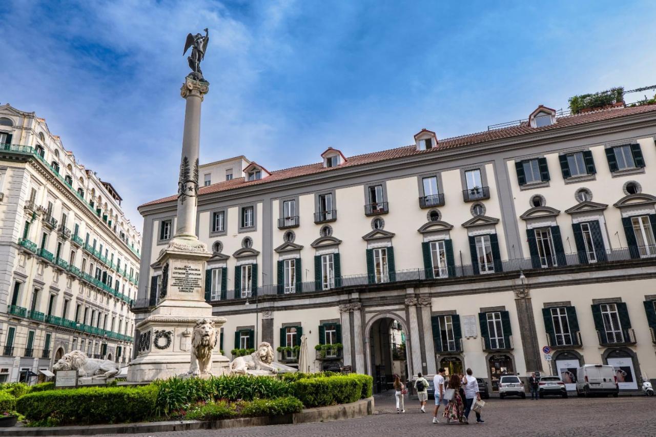 Апартаменти Napoli Centro Chiaia Екстер'єр фото